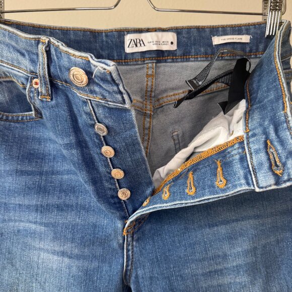 ZARA Beamy Blue Raw Hem Flare Jeans | Size 4 / 36 | High Waist | Rare Wash - Picture 7 of 14